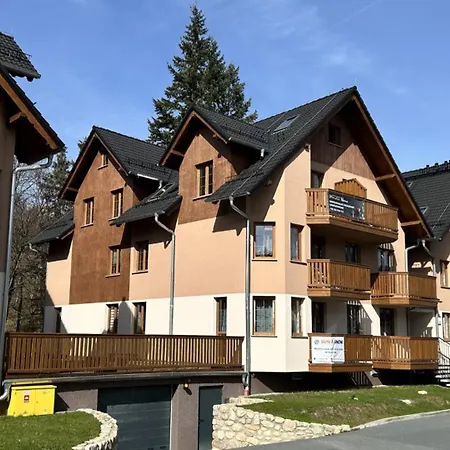 Appartamento Nad Lomnica, Sun & Snow *