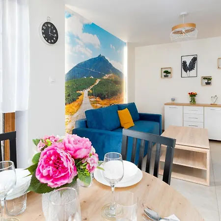 Nad Lomnica, Sun & Snow Apartment