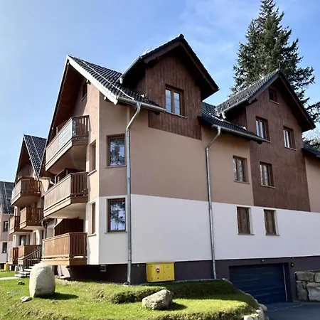 Nad Lomnica, Sun & Snow Apartment *