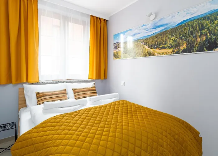 Nad Lomnica, Sun & Snow *